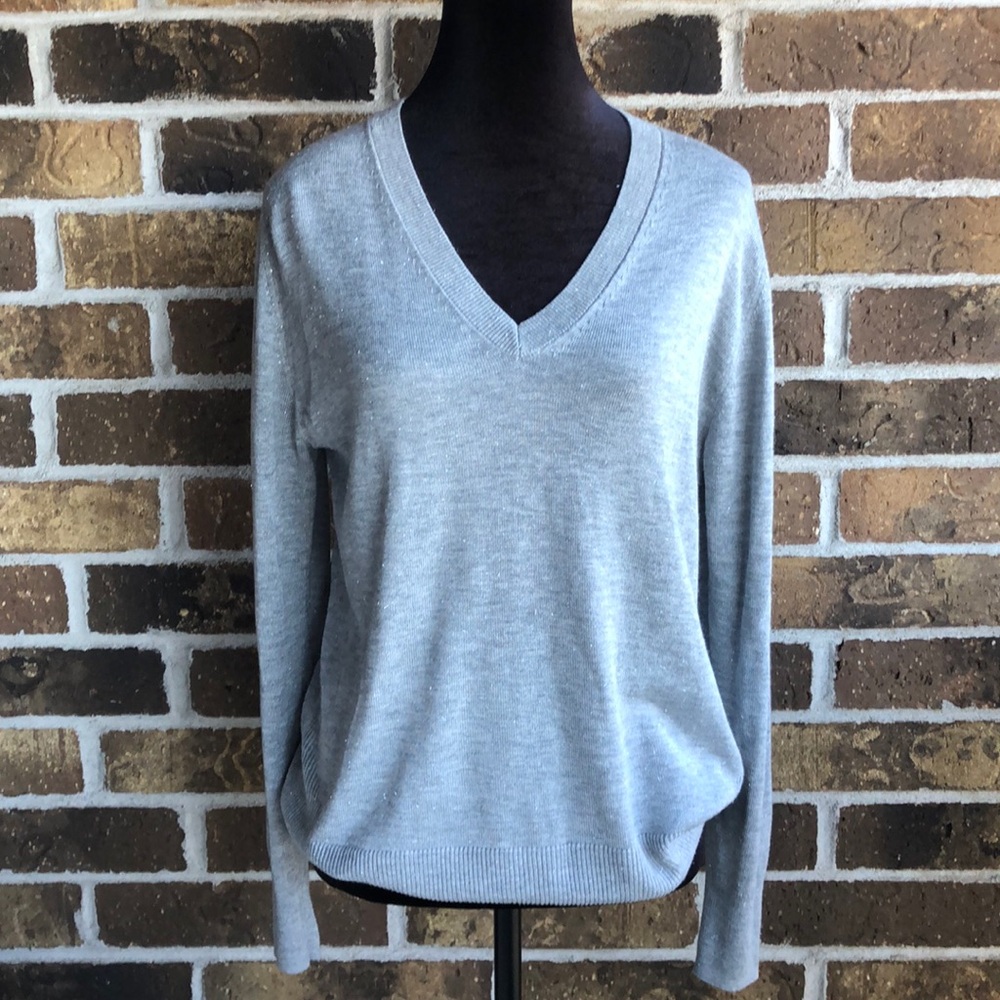 BANANA REPUBLIC V-Neck Grey Light Pullover Sweater